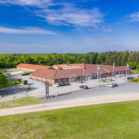 Hedemarken 3* غريندستيد